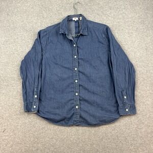 Levi's Denim Button Up Shirt Women's Size Large Blue Long Sleeve Boyfriend Fit
